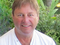 Bujold, Richard