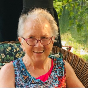 Lavoie, Helen