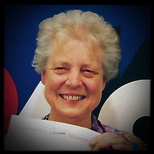 MacKinnon, Jean (née Zarrelly)