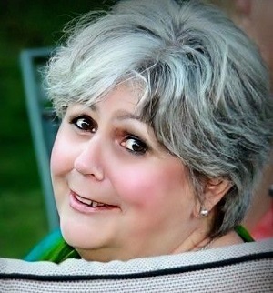 Muncaster, Kim Ellen